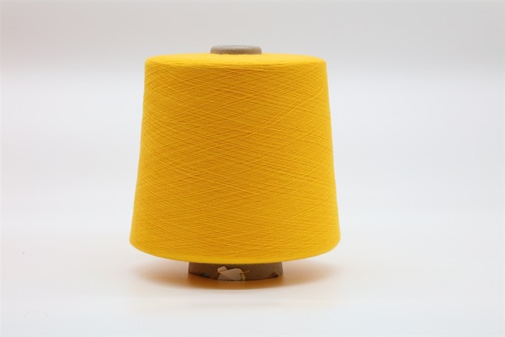 موزے پالئیےسٹر یارن